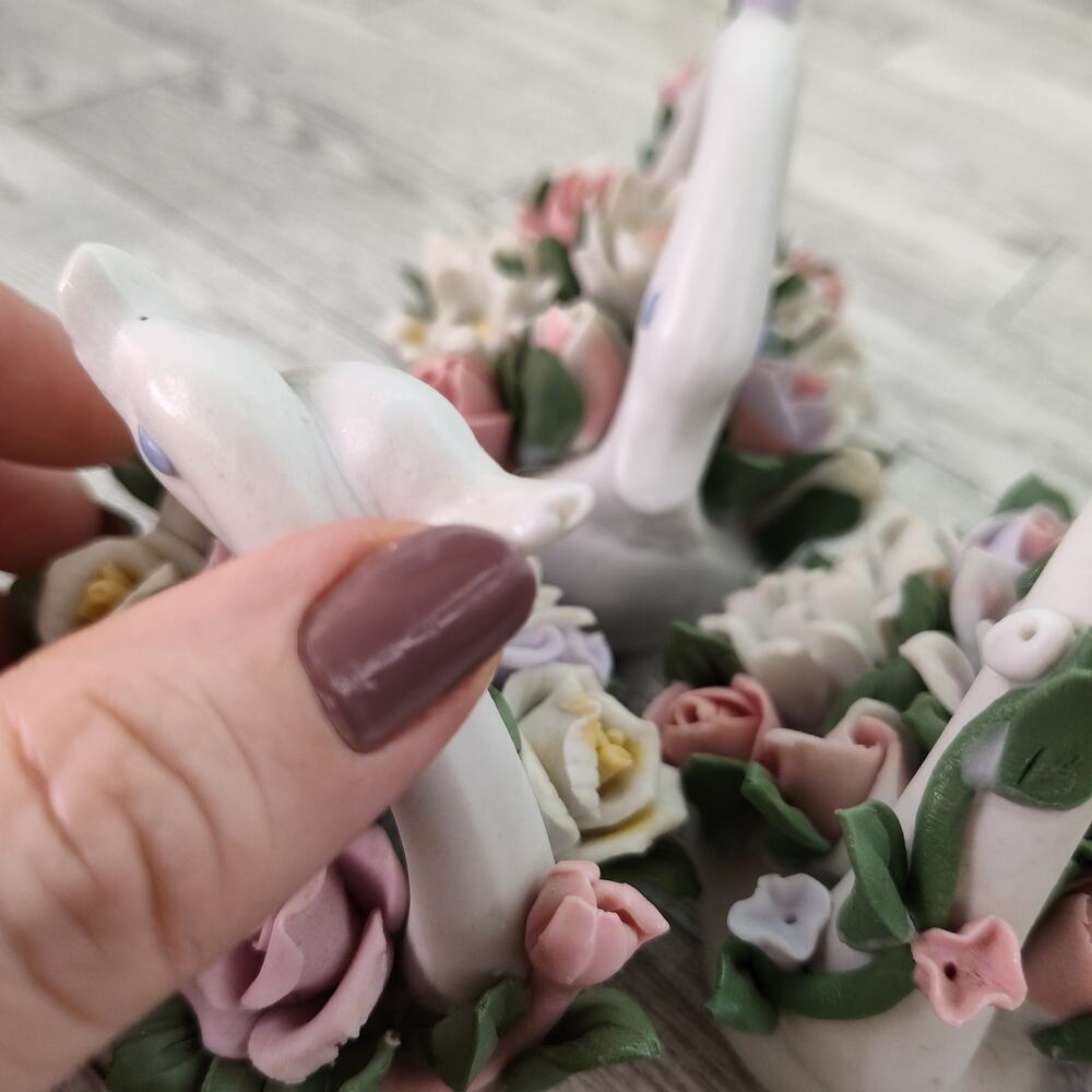 Set of 3 Floral Basket Ceramic Swan Figurines Table Decor Bridal Shower Accent - Picture 7 of 12